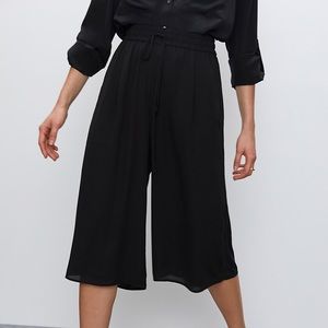 Aritzia: Cropped Babaton Wide-Leg Luis Pant BLACK